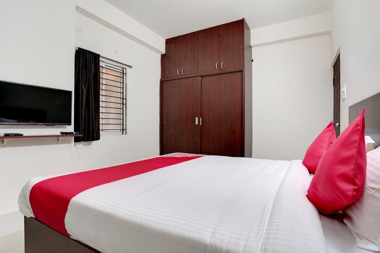 Отель Oyo 41102 Hyderabad Elite Haidar Sahibguda Экстерьер фото